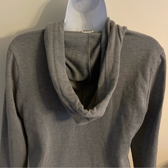 PINK Victoria's Secret Junior’s Size Small Gray Short Waist Hooded Sweatshirt - Picture 7 of 8